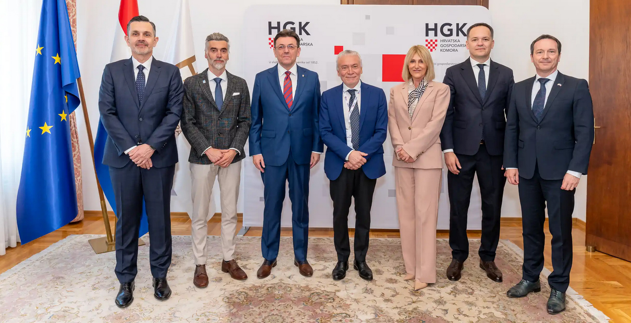 Tomislav Radoš, Mislav Balković, Luka Burilović, Christoph Petit, Marina Rožić, Zdenko Lucić, Fabien Fieschi; Izvor: HGK