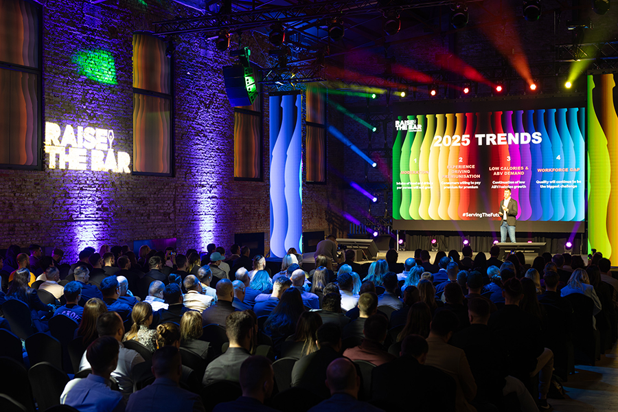 Konferencija Raise the Bar