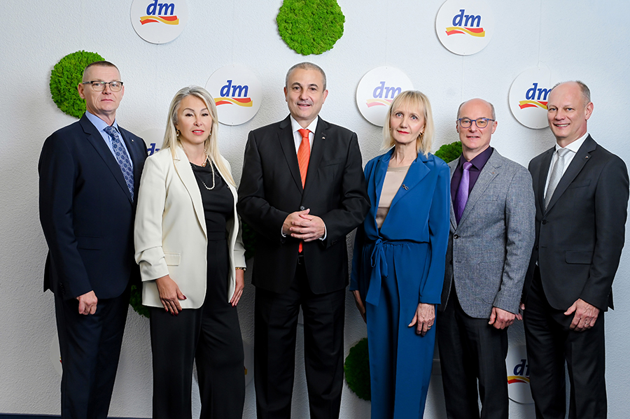 Članovi Uprave dm-a