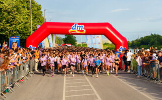 dm ženska utrka okupila više od 9.000 sudionika i osigurala 18.002 eura za Udrugu P.I.N.K. – life