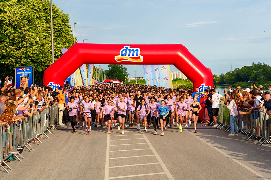 dm ženska utrka okupila više od 9.000 sudionika i osigurala 18.002 eura za Udrugu P.I.N.K. – life