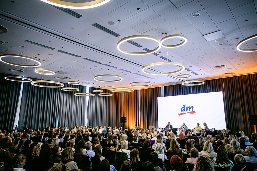 dm ženska konferencija
