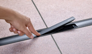 Geberit_CleanLine30_Black_Ben_Huggler